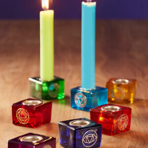 Chakra Glas und Messing Kerzenhalter