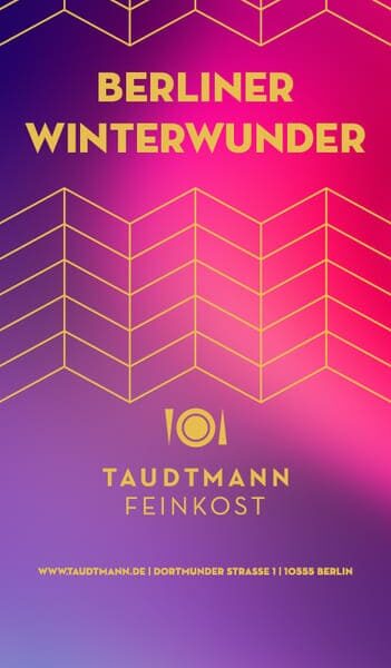 ❄️ Berliner Winterwunder Kräftige Pink-, Lila- und Blautöne treffen auf goldene Akzente: Die Banderole „Berliner Winterwunder“ ist ein echter Hingucker. Sie spiegelt die bunte, kreative Energie der Hauptstadt in der kalten Jahreszeit wider. Ideal für Feinkost Geschenkboxen aus Berlin, die Genuss und Design verbinden. Jede Banderole ist personalisiert und kann mit eigenem Logo oder Grußtext versehen werden – für ein ganz besonderes Wintergeschenk.